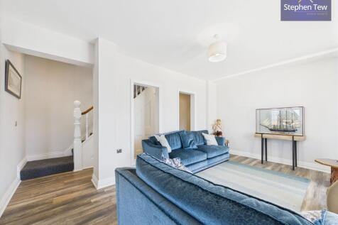 Kitchen/Dining Room/Living Area