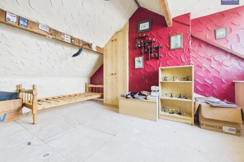 Loft/Bedroom 4