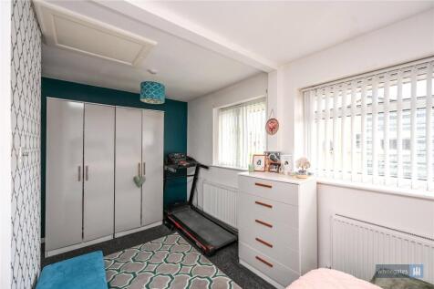 Bedroom 1/3