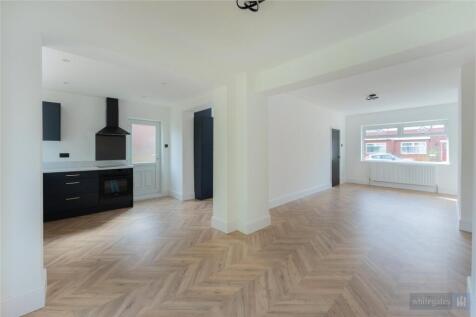 Lounge/Kitchen