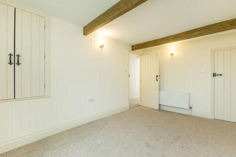 bedroom 1.2