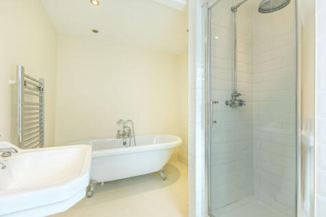 Bathroom 1.2