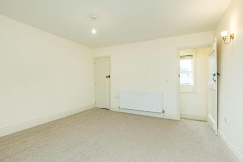 Bedroom 2.2