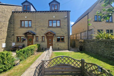 3 Bedroom End Terrace for rent