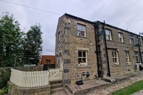 2 Bedroom End Terrace for Rent