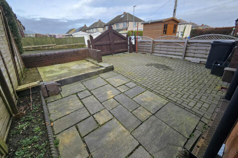 Garden &amp; parking