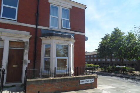 4 bedroom Flat for sale