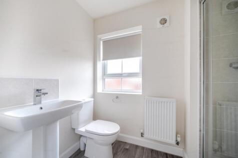 Main Bedroom Ensuite