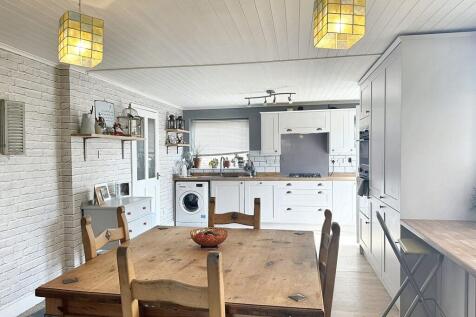 Kitchen/Diner 2
