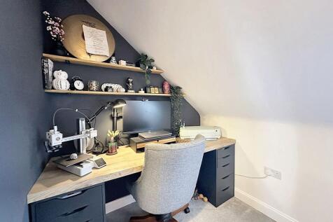 Bedroom 3 Office Space