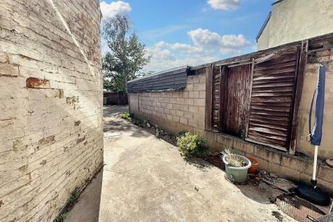 Courtyard Garden