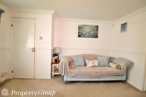 Heywood Close 8 2510 (13).JPG