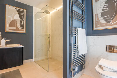 En suite