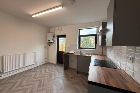 Large kitchen