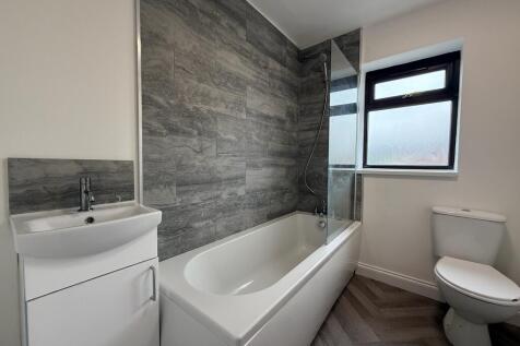 Upstairs bathroom
