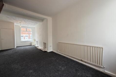 Spacious Lounge