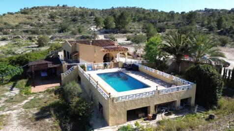 Property Image 1