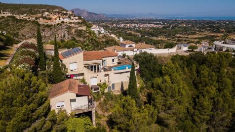 Property Image 4