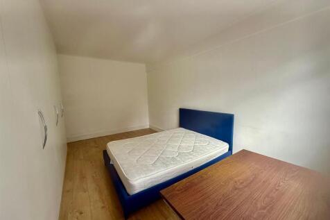 WhatsApp Image 2025-09-11 at 16.21.51_99c1f380.jpg