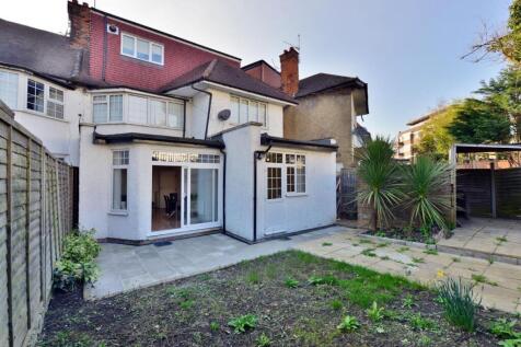 2&#64;32 Clifton Gdns.08.jpg