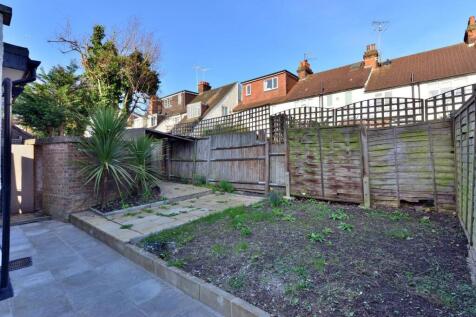 2&#64;32 Clifton Gdns.07.jpg