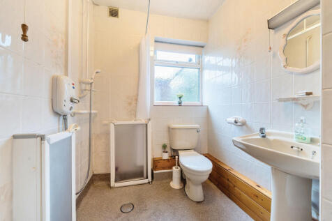 Downstairs Bathroom