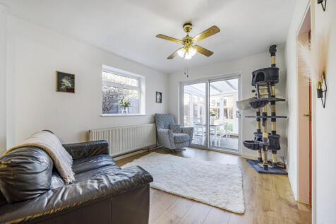 Sitting Room Area