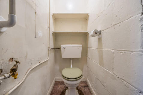 1358383-15-68e7f3...