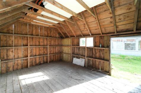 Outbuilding2