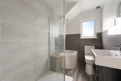 STONELEIGH CRESCENT 50 (13).jpg