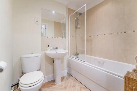 GAINSBOUROUGH COURT, (14of34) -19.jpg