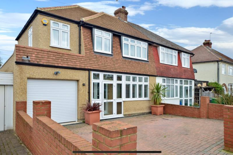 new derek ave front .png