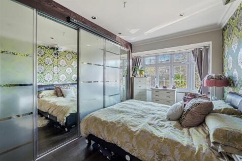 AMBERLEY GARDENS (20 FROM 34)-3.jpg