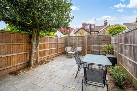 IDMISTON ROAD, 14B- (8).jpg
