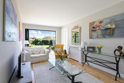 ST CLAIR DRIVE-141.jpg