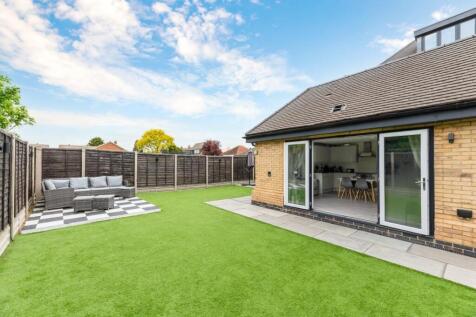 COPTHORNE HOUSE - 16.jpg