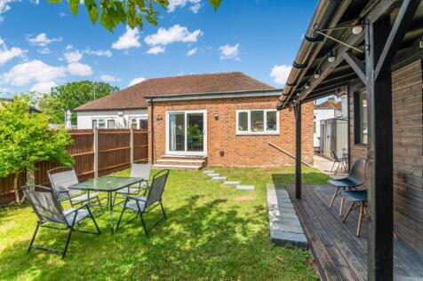 FIRSWOOD AVENUE, 50.jpg