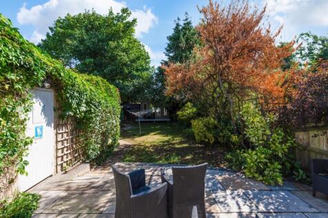 EWELL PARK WAY (8).jpg