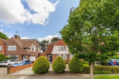 EWELL PARK WAY