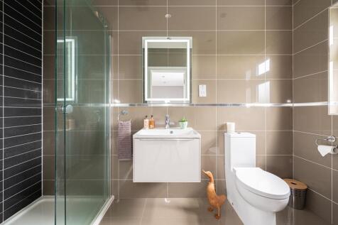 Ensuite.jpg