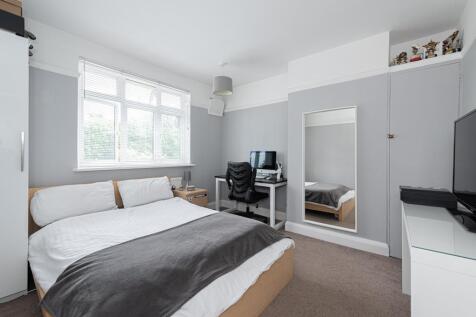 Bedroom 2.jpg