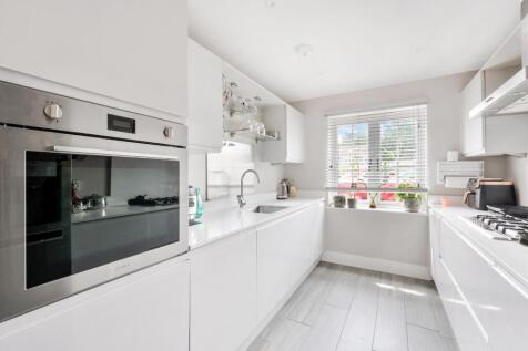 CHESSINGTON ROAD -13.jpg