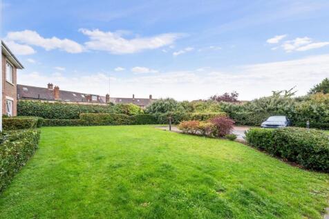 GAINSBOROUGH COURT  (14).jpg