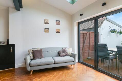 FRANCIS CLOSE, (15).jpg