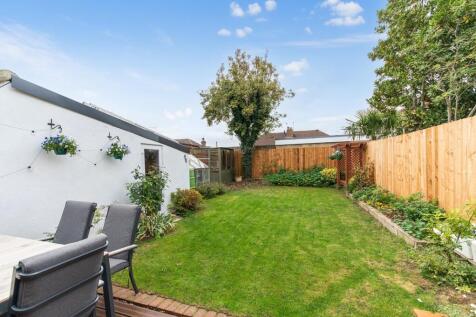 FRANCIS CLOSE, (19).jpg