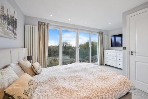 ARDROSSAN GARDENS (17).jpg