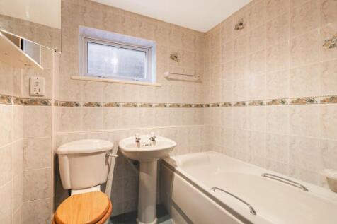 CHARTWELL PLACE (14).jpg