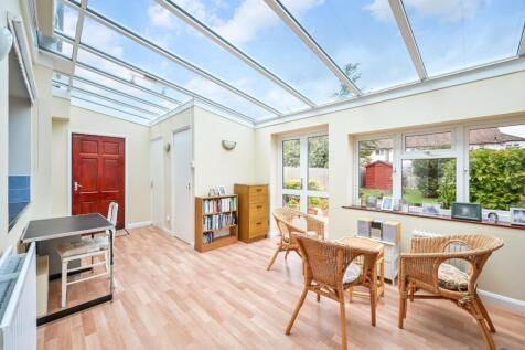 SCOTT CLOSE (10).jpg