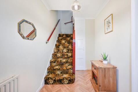 SCOTT CLOSE (11).jpg