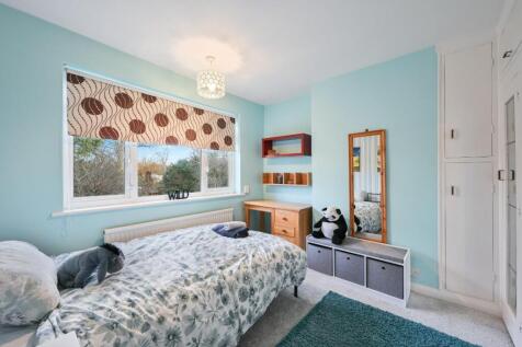 EWELL PARK WAY, (4).jpg